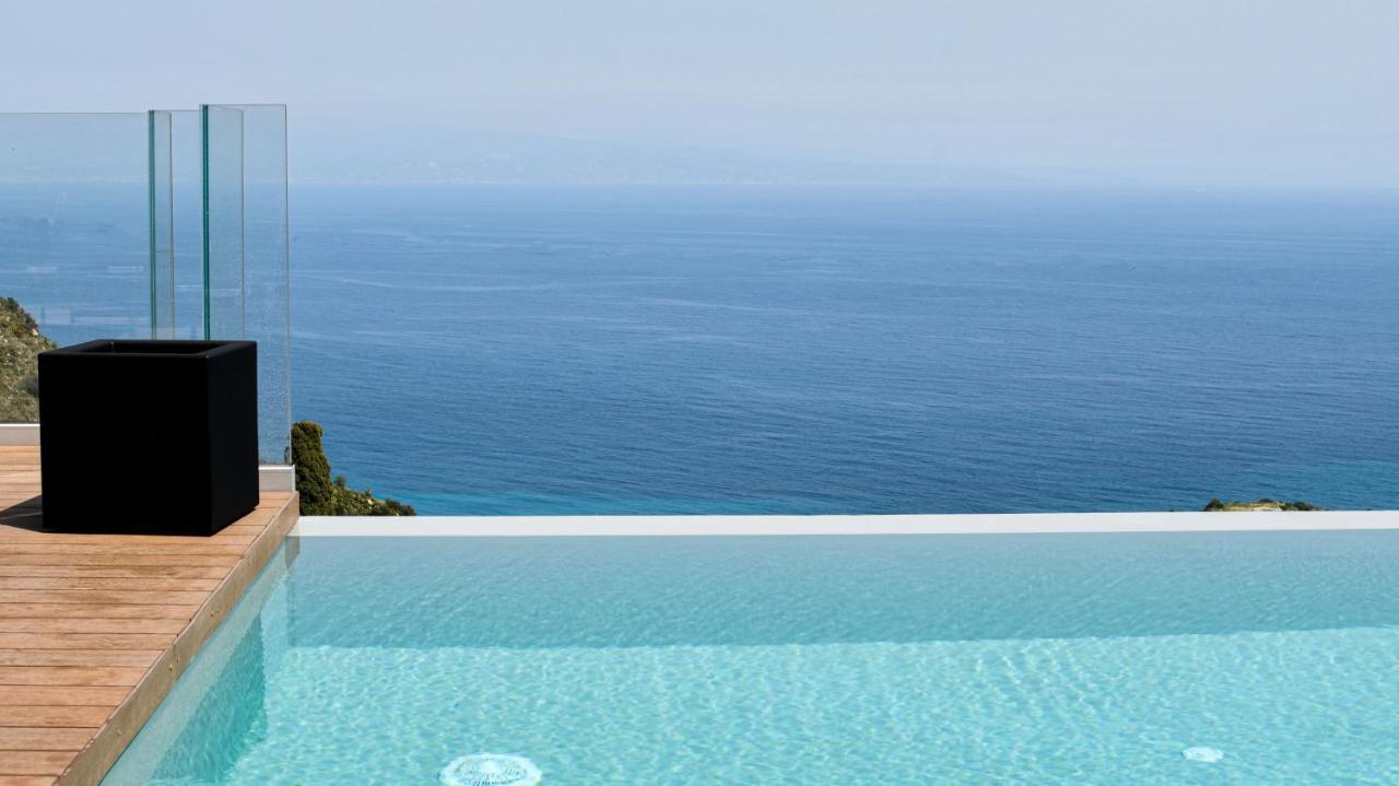 The View Luxury Apartments Таормина Екстериор снимка