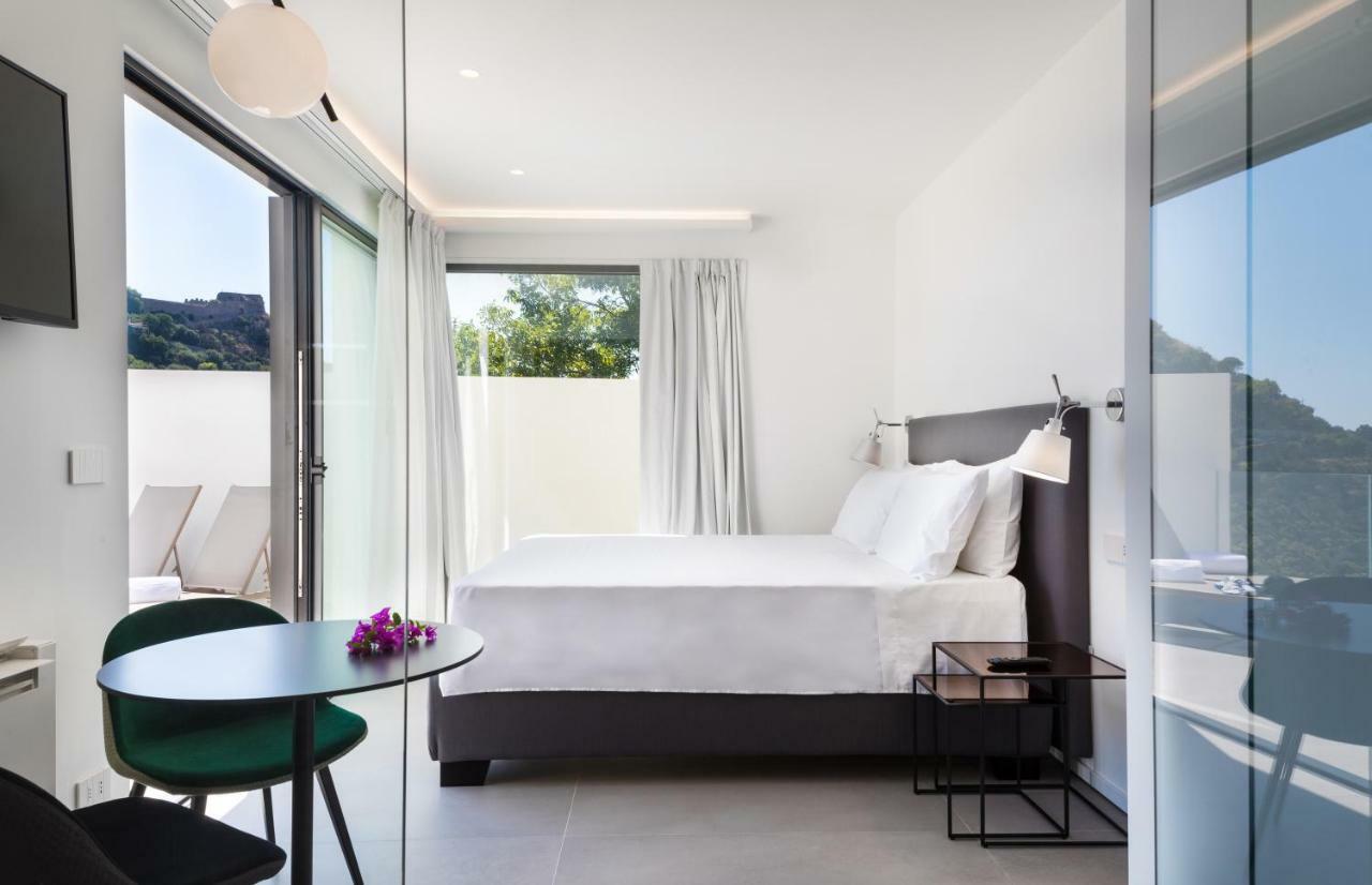 The View Luxury Apartments Таормина Екстериор снимка